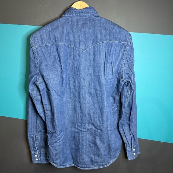 Levi's Blue Casual Button Down Shirt Classic Western Style - Picture 7 of 9